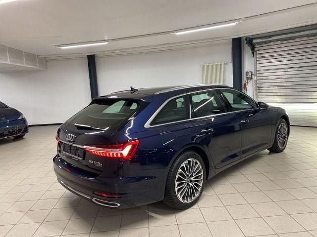 Gebraucht Audi A6 Design 299 PS (219 kW) 2021 Blau Kombi
