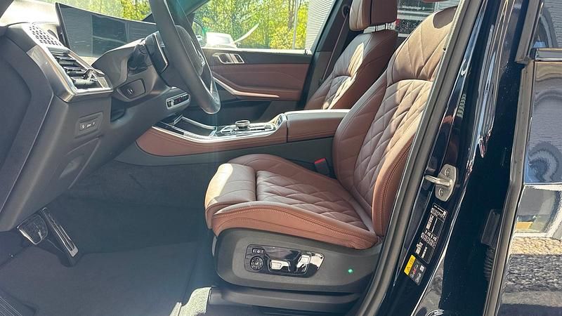 Neu BMW X5 Comfort Edition 490 PS (360 kW) 2026 Carbonschwarz metallic SUV