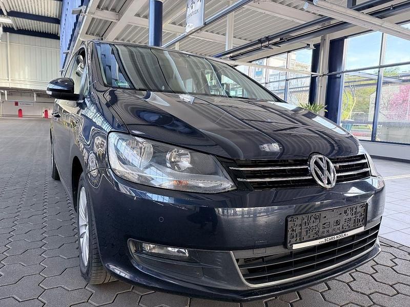Gebraucht VW Sharan Comfortline 140 PS (102 kW) 2010 Blau Van / Kleinbus