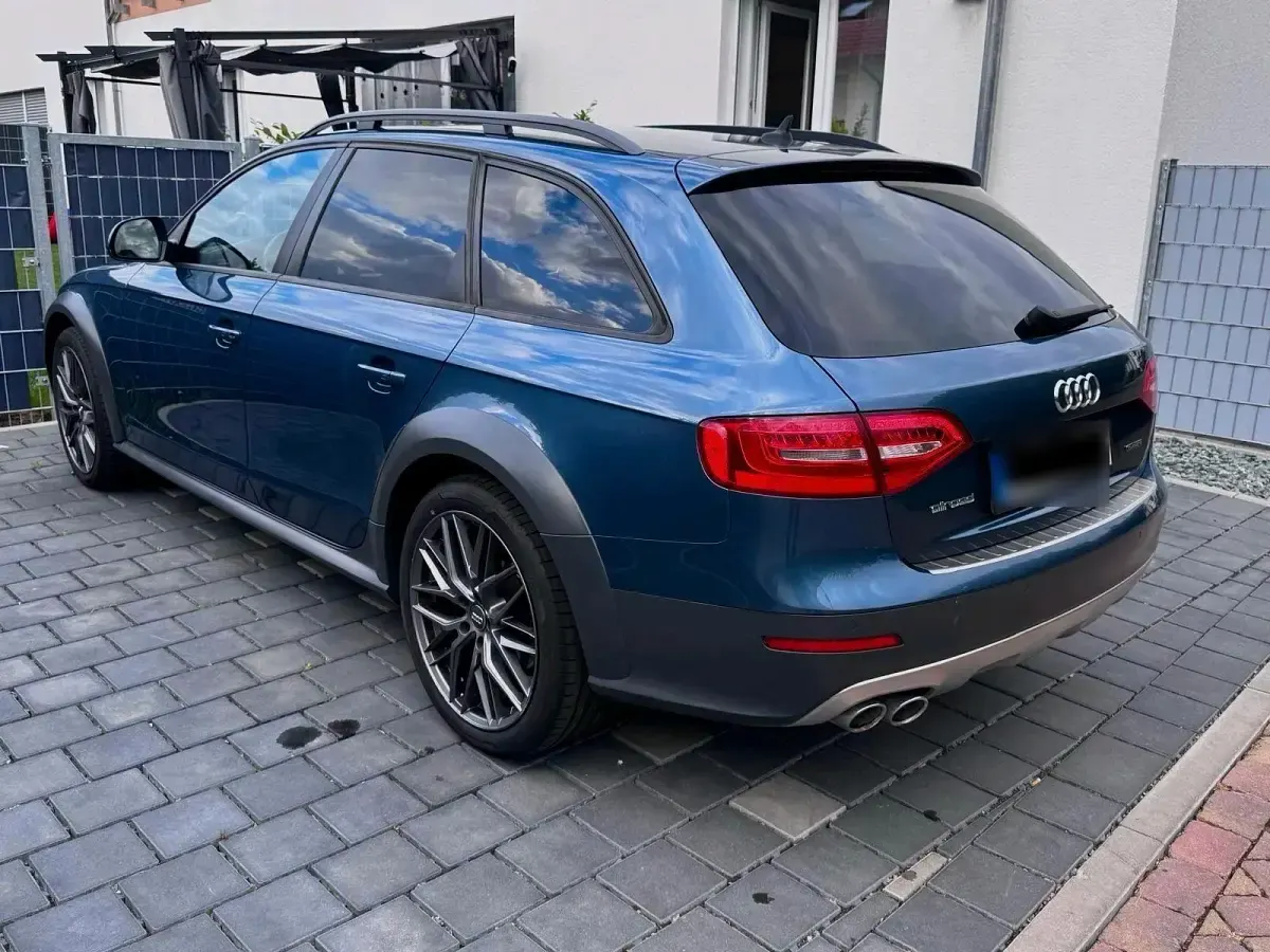 Gebraucht Audi A4 Allroad 190 PS (139 kW) 2015 Blau Kombi