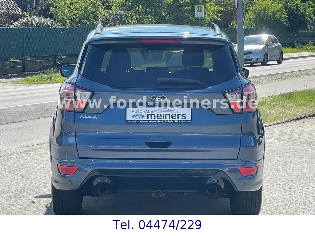 Gebraucht Ford Kuga ST-Line 150 PS (110 kW) 2019 Blau SUV