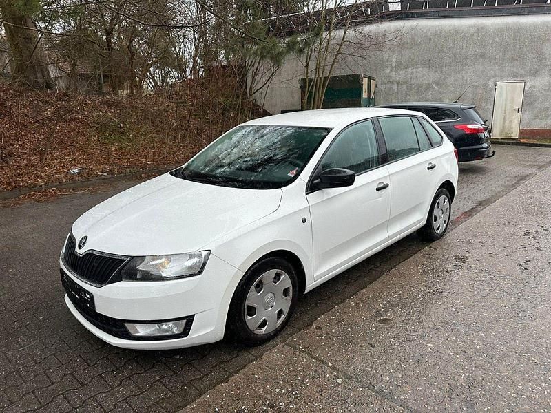 Second-hand Skoda Rapid Active 90 CP (66 kW) 2014 Alb Hatchback