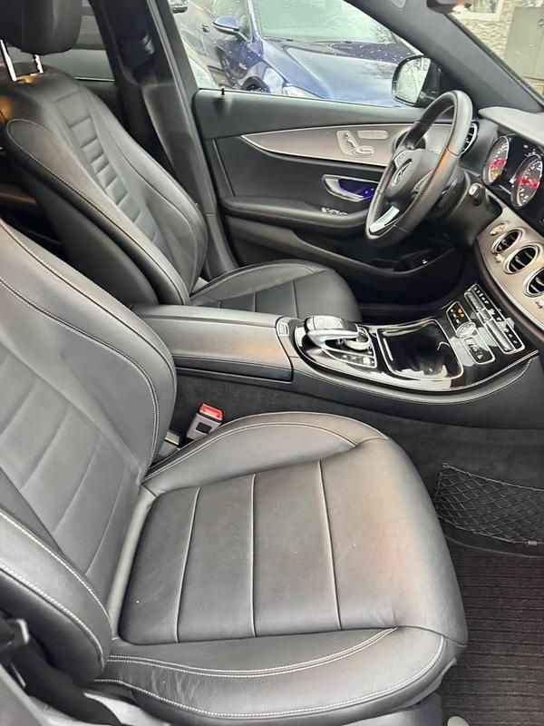 Gebraucht Mercedes E350 258 PS (189 kW) 2017 Schwarz Limousine