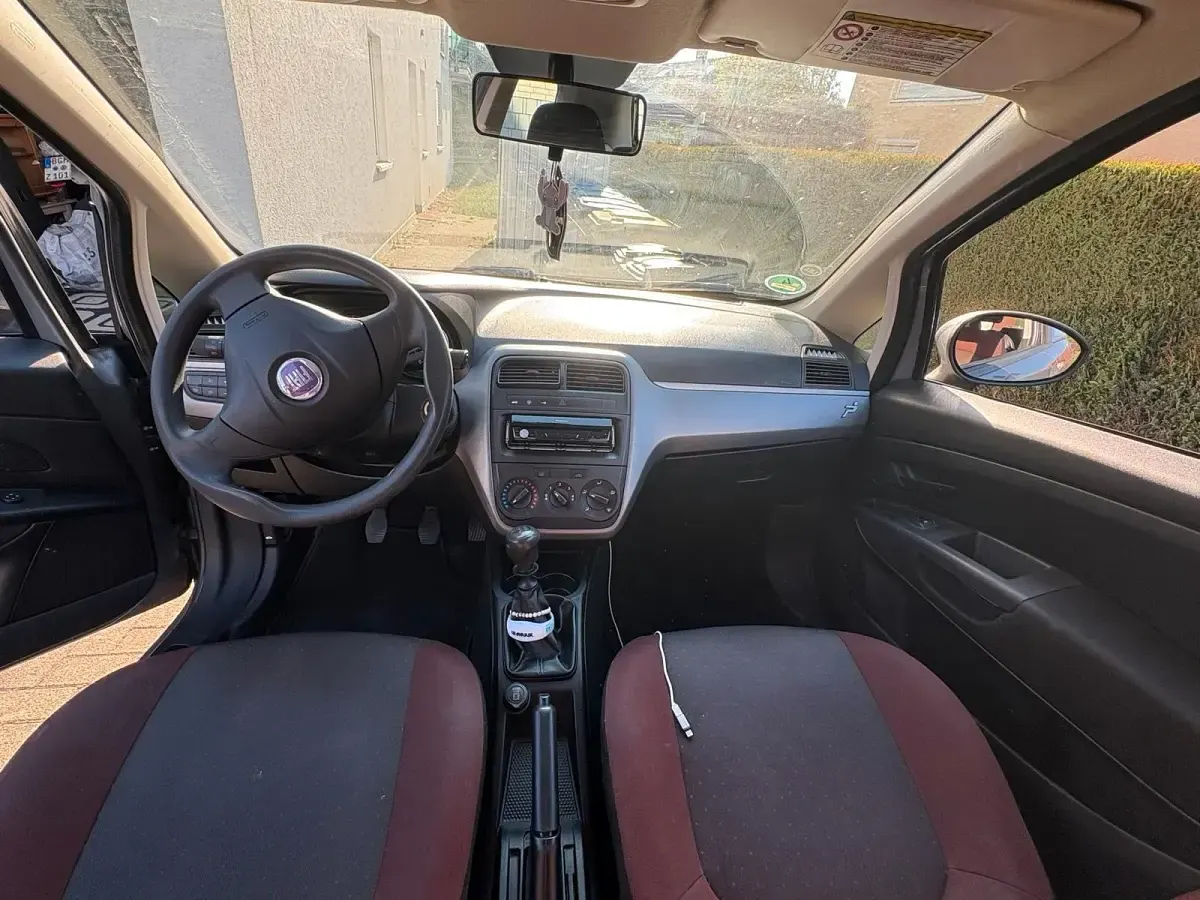 Gebraucht Fiat Punto 65 PS (47 kW) 2009 Grau Kleinwagen