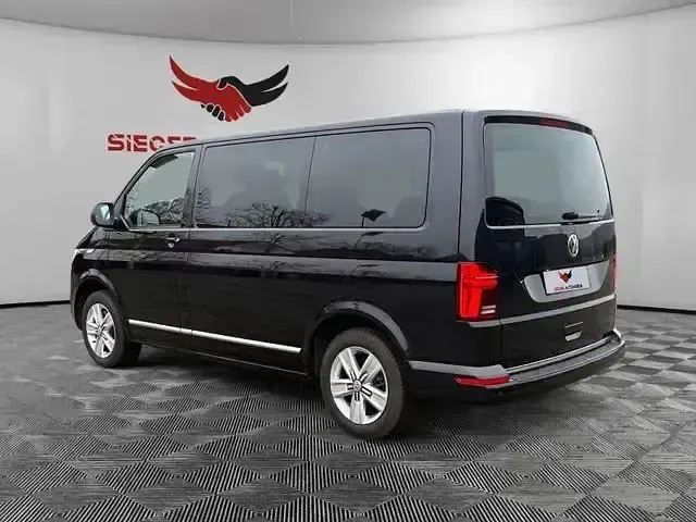 Occasion VW Multivan Generation Six 125 ch (91 kW) 2021 Andere Monospace