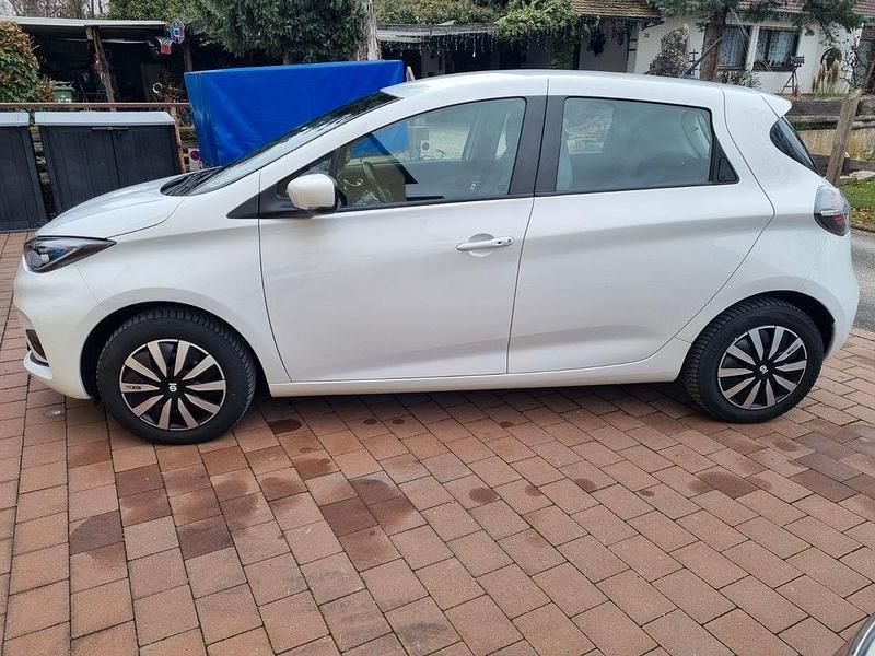 Weiß Gebraucht 2019 Renault Zoe Experience Kleinwagen | 8.900 € (Guter Preis) - Bild 1/4