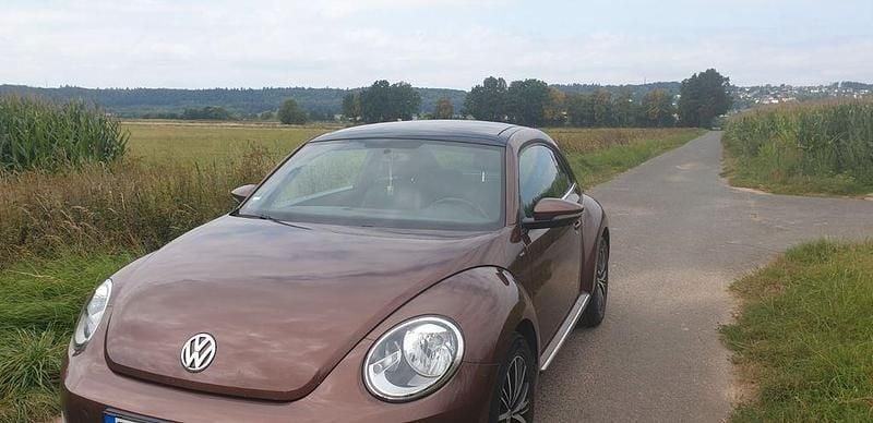 Braun Gebraucht 2016 VW Beetle Allstar Limousine | 12.700 € (Guter Preis) - Bild 1/4