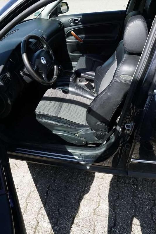 Gebraucht VW Passat Comfortline 150 PS (110 kW) 2002 Schwarz Kombi