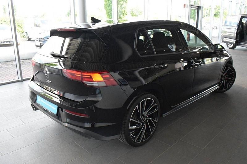 Gebraucht VW Golf VIII GTD 200 PS (147 kW) 2022 Polsterfarbe: schwarz Limousine