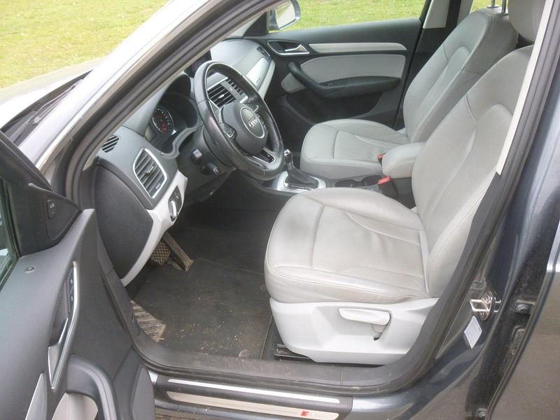 Gebraucht Audi Q3 S-Line 177 PS (130 kW) 2014 Grau SUV