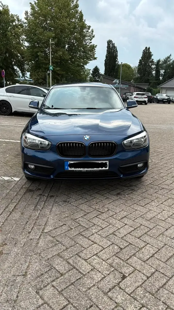 Gebraucht BMW 116 Advantage 109 PS (80 kW) 2017 Blau Kleinwagen