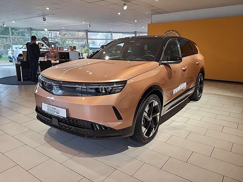 Braun Gebraucht 2025 Opel Grandland Electric SUV | 40.970 € (Superpreis) - Bild 1/4