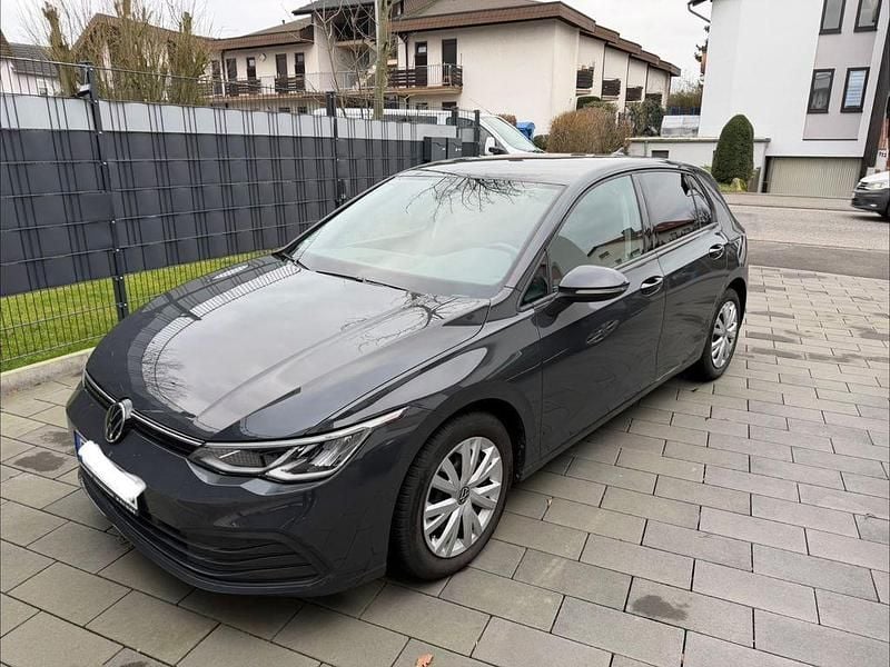 Gebraucht VW Golf VII Life 150 PS (110 kW) 2021 Grau Kleinwagen