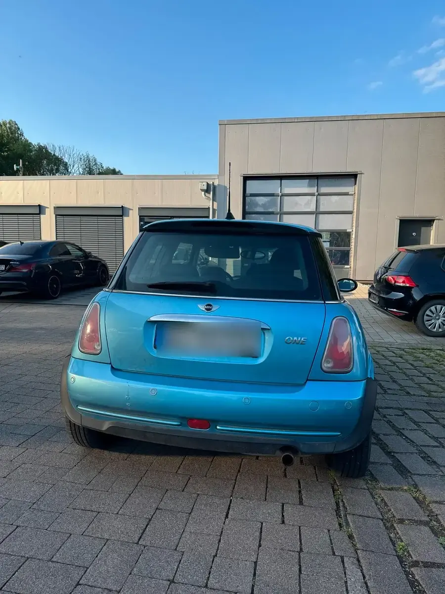 Gebraucht Mini Cooper 90 PS (66 kW) 2005 Blau Kleinwagen