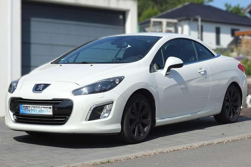 Weiß Gebraucht 2013 Peugeot 308 CC Allure Cabrio | 8.090 € (Fairer Preis) - Bild 1/4