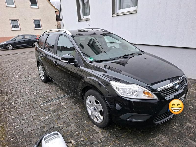 Usata Ford Focus 115 CV (84 kW) 2010 Nero Station wagon