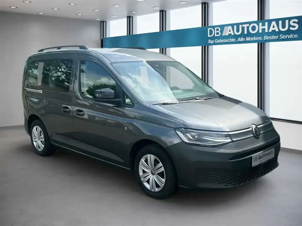 Gebraucht VW Caddy 122 PS (89 kW) 2023 Grau Van / Kleinbus