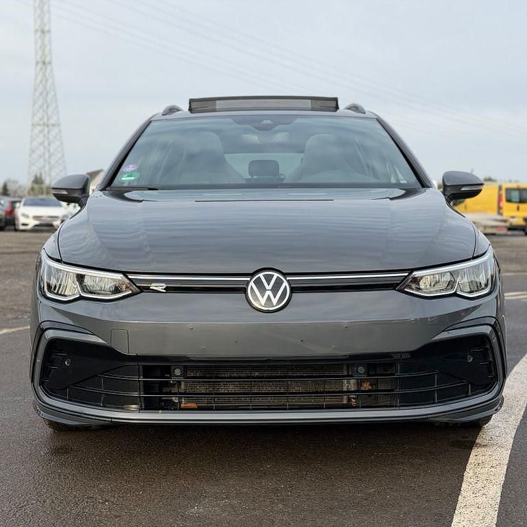 Gebraucht VW Golf VIII R-line 150 PS (110 kW) 2021 Grau Kombi