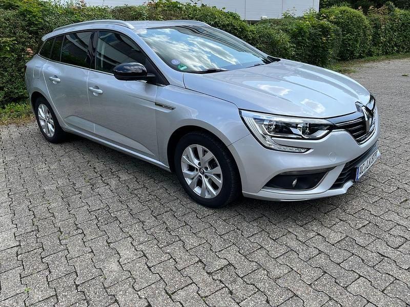 Silber Gebraucht 2020 Renault Mégane IV LIMITED Limousine | 10.900 € (Superpreis) - Bild 1/4