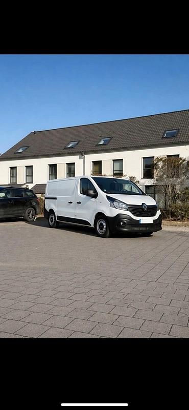Gebraucht Renault Trafic 121 PS (88 kW) 2019 Weiß Van / Kleinbus