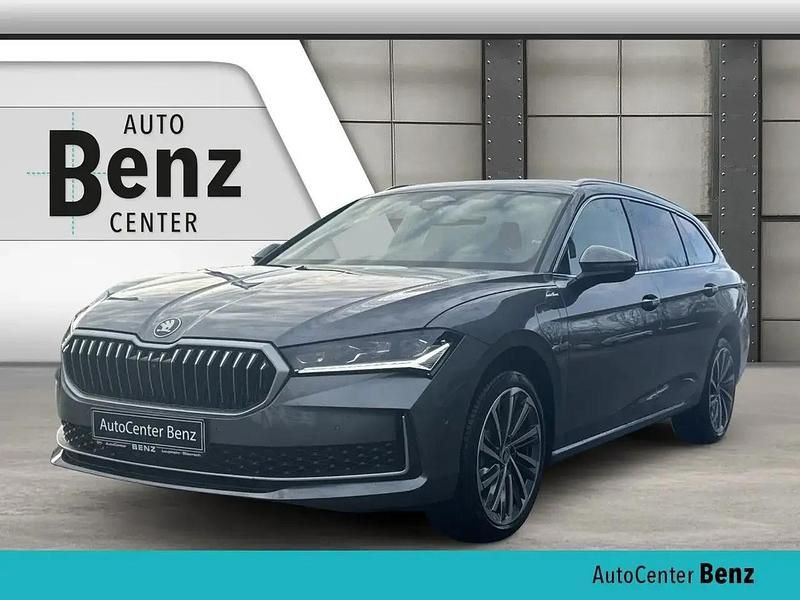 Grau Neu 2026 Skoda Superb LAURIN & KLEMENT Kombi | 47.990 € (Guter Preis) - Bild 1/4