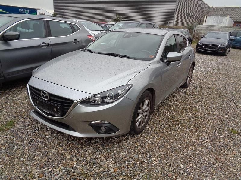 Grau Gebraucht 2015 Mazda 3 Sports-Line Limousine | 5.700 € (Guter Preis) - Bild 1/4