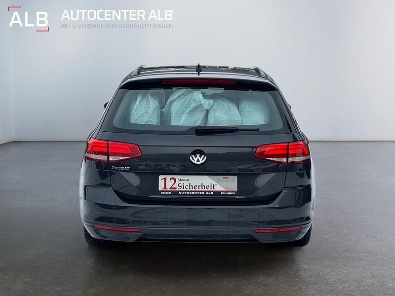 Gebraucht VW Passat Comfortline 150 PS (110 kW) 2019 Grau Kombi