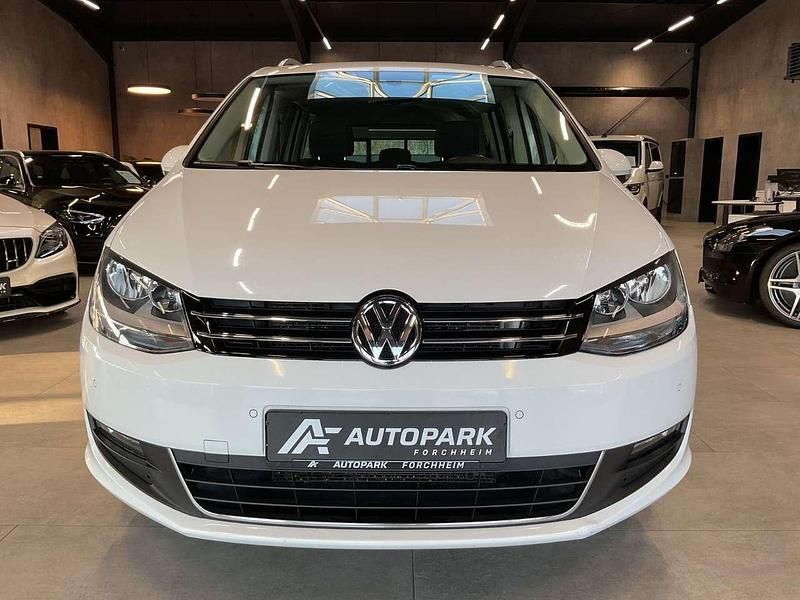 Gebraucht VW Sharan Cup 328 PS (241 kW) 2015 Weiß Van / Kleinbus