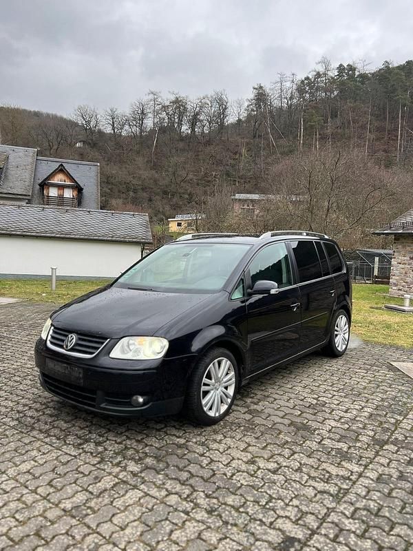 Schwarz Gebraucht 2006 VW Touran Van / Kleinbus | 1.650 € (Guter Preis) - Bild 1/4