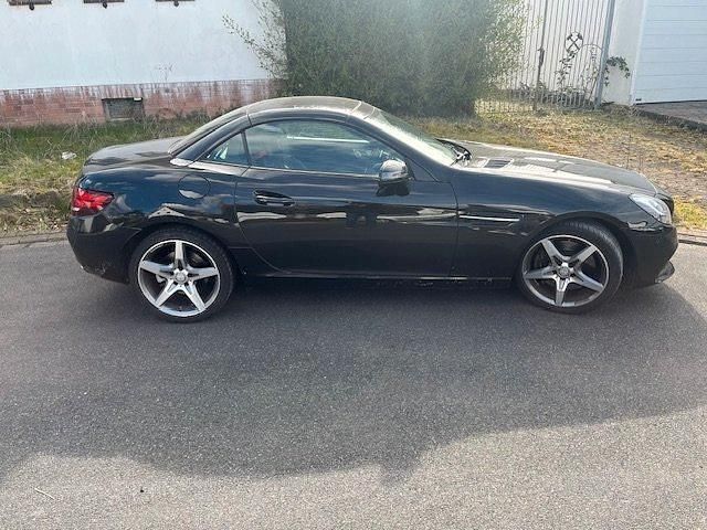 Gebraucht Mercedes 200 184 PS (135 kW) 2016 Schwarz Cabrio