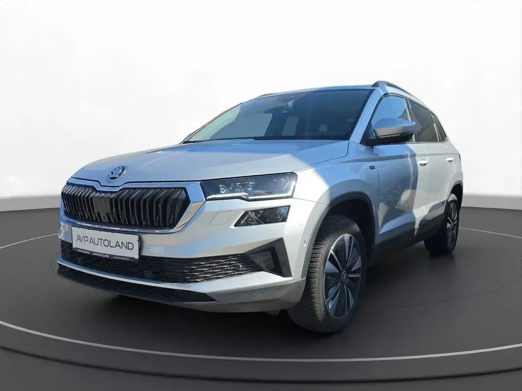 Gebraucht Skoda Karoq Selection 150 PS (110 kW) 2025 Brilliantsilber SUV