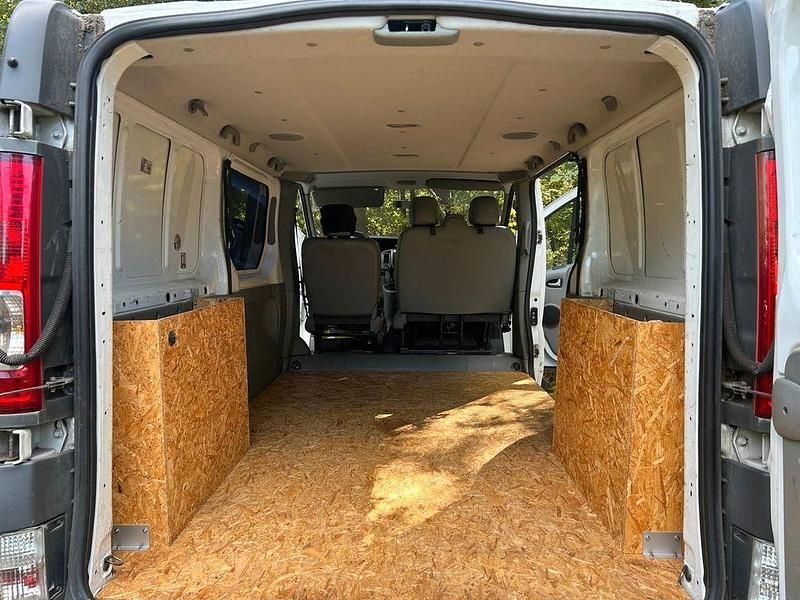 Gebraucht Opel Vivaro 90 PS (66 kW) 2008 Weiß Van / Kleinbus