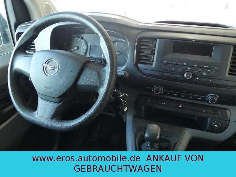 Gebraucht Opel Vivaro Edition 122 PS (89 kW) 2019 Weiß Van / Kleinbus