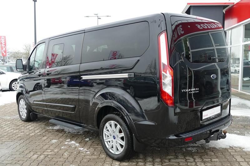 Gebraucht Ford Tourneo Custom Titanium 170 PS (125 kW) 2018 Schwarz Van