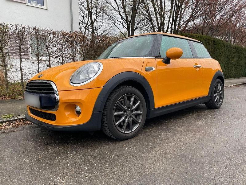 Second-hand Mini Cooper 136 CP (100 kW) 2016 Portocaliu Hatchback