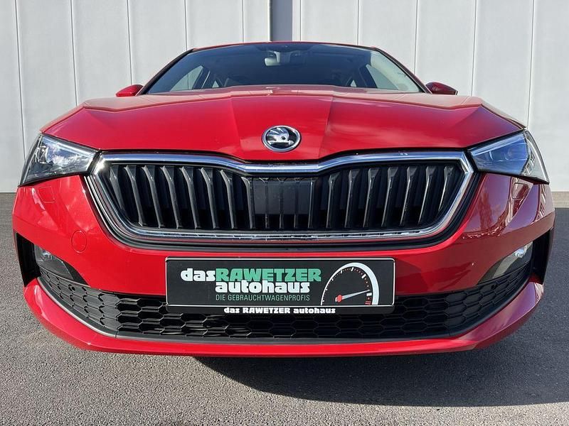 Gebraucht Skoda Scala Ambition 110 PS (80 kW) 2023 Rot Kleinwagen