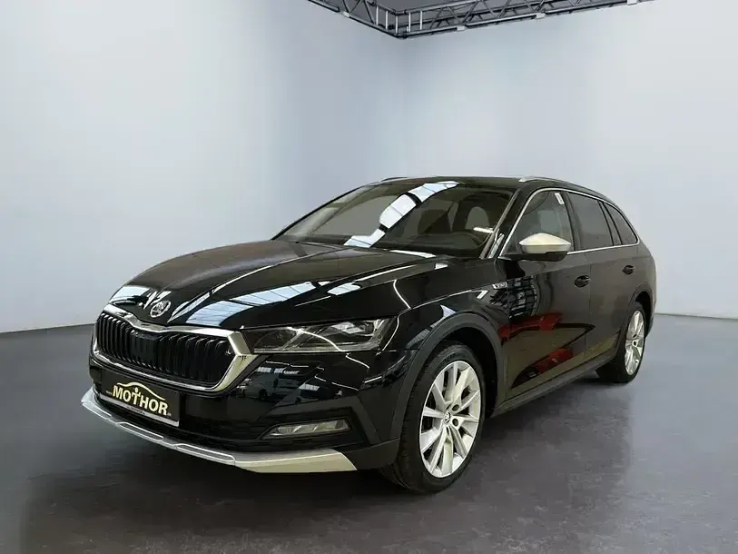 Gebraucht Skoda Octavia 200 PS (147 kW) 2022 Schwarzmagic perleffekt Kombi