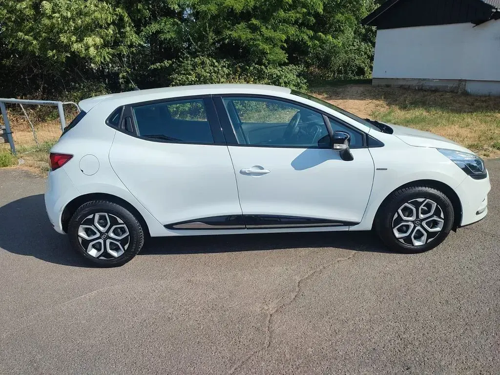 Gebraucht Renault Clio IV LIMITED 76 PS (55 kW) 2019 Weiß Limousine