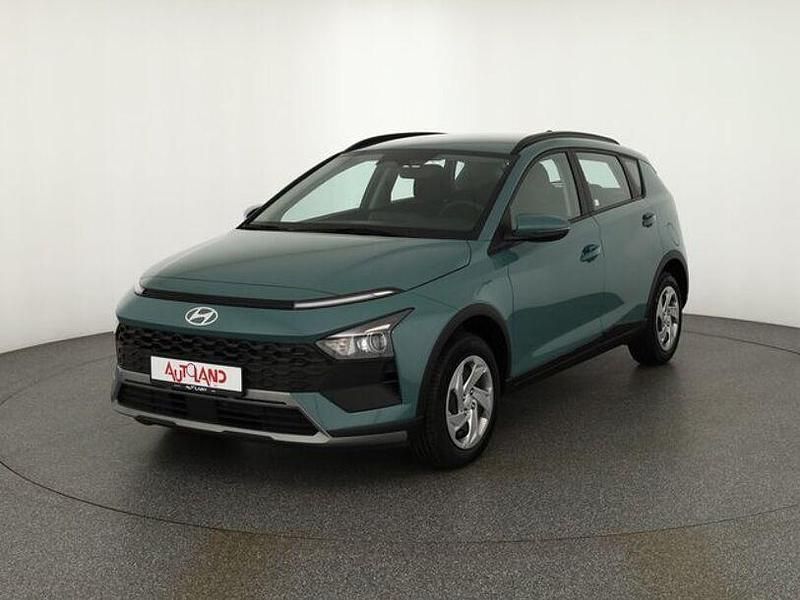 Neu Hyundai Bayon 79 PS (58 kW) 2025 Grün SUV