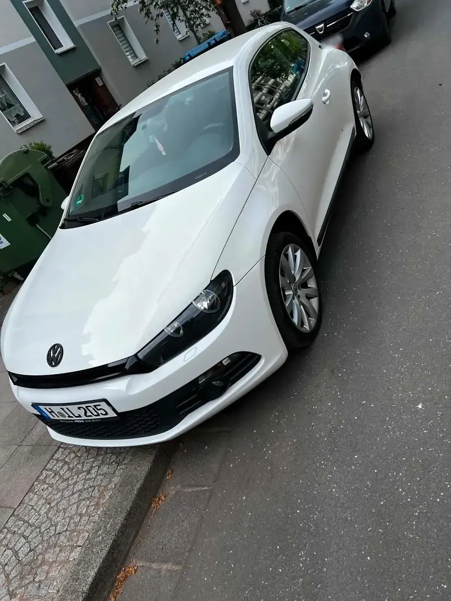 Gebraucht VW Scirocco 122 PS (89 kW) 2009 Weiß Coupé