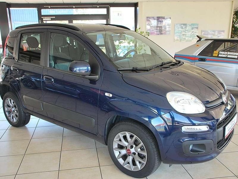 Gebraucht Fiat Panda Lounge 84 PS (61 kW) 2018 Nr. 567 / mediterraneo blau (metallic) Kleinwagen