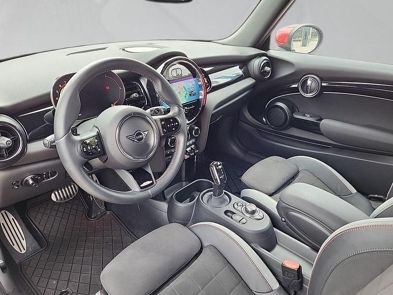 Gebraucht Mini John Cooper Works 231 PS (169 kW) 2022 Rebel green Kleinwagen