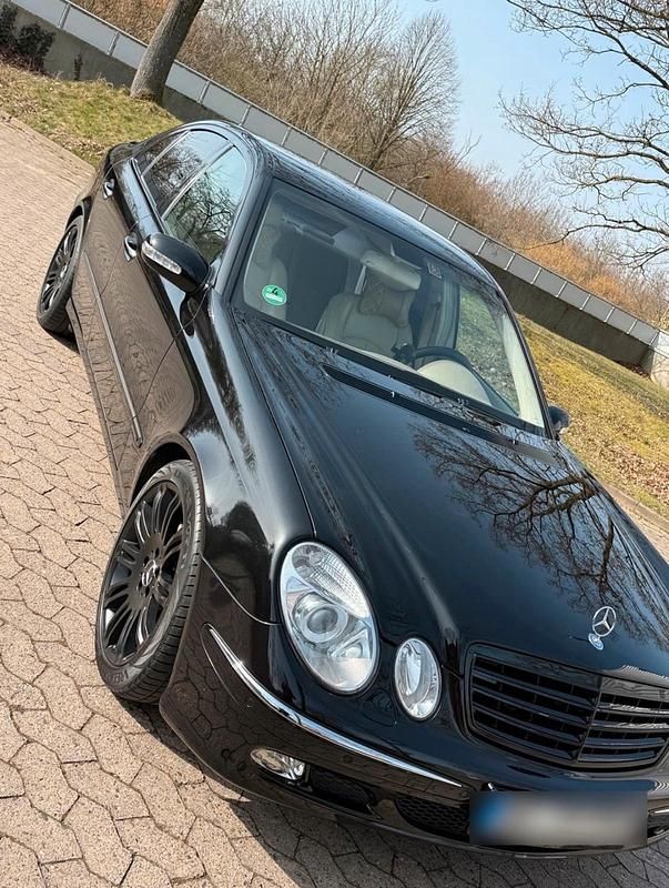 Brugt Mercedes E320 224 HK (164 kW) 2003 Sort Sedan