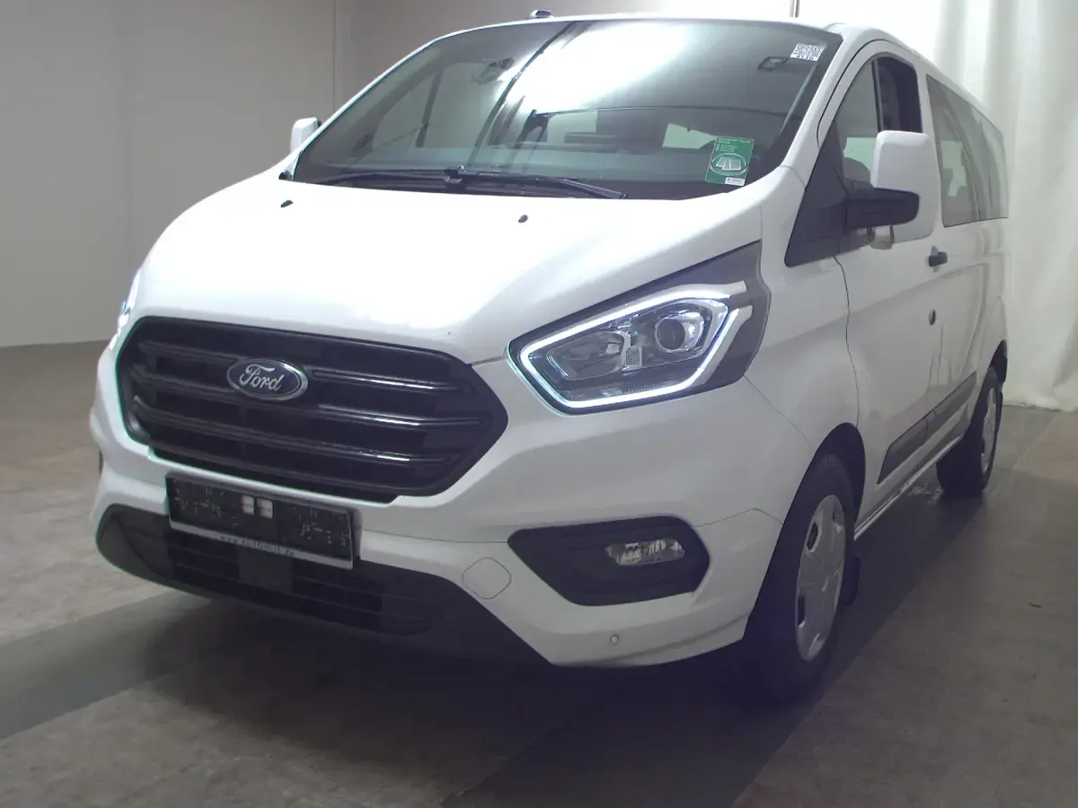 Używany Ford Transit Custom Trend 150 KM (110 kW) 2022 Biały Kombi