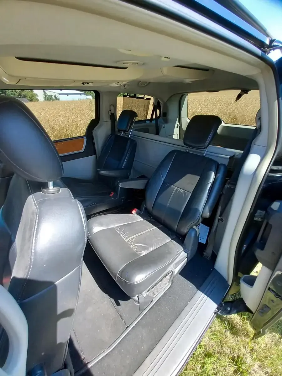 Gebraucht Chrysler Grand Voyager 163 PS (119 kW) 2008 Blau Van / Kleinbus