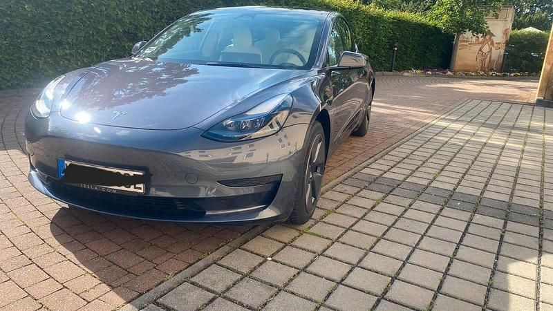 Gebraucht Tesla Model 3 208 kW (283 PS) 2022 Grau Limousine