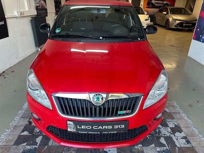 Gebraucht Skoda Fabia RS 179 PS (131 kW) 2011 Rot Kombi