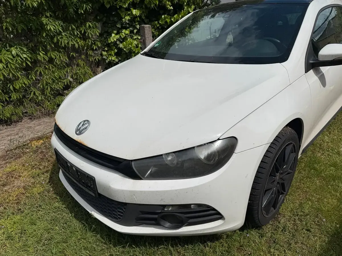 Gebraucht VW Scirocco 160 PS (117 kW) 2008 Weiß Coupé