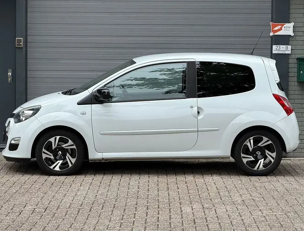 Gebraucht Renault Twingo Dynamique 75 PS (55 kW) 2013 Weiß Kleinwagen