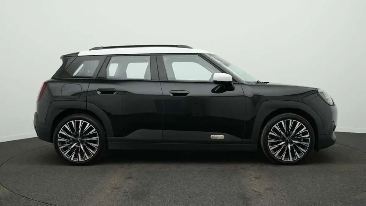 Gebraucht Mini Aceman Classic 160 kW (218 PS) 2025 Schwarz SUV